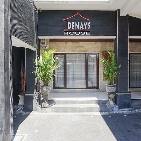 Denays Guesthouse Jimbaran エクステリア 写真