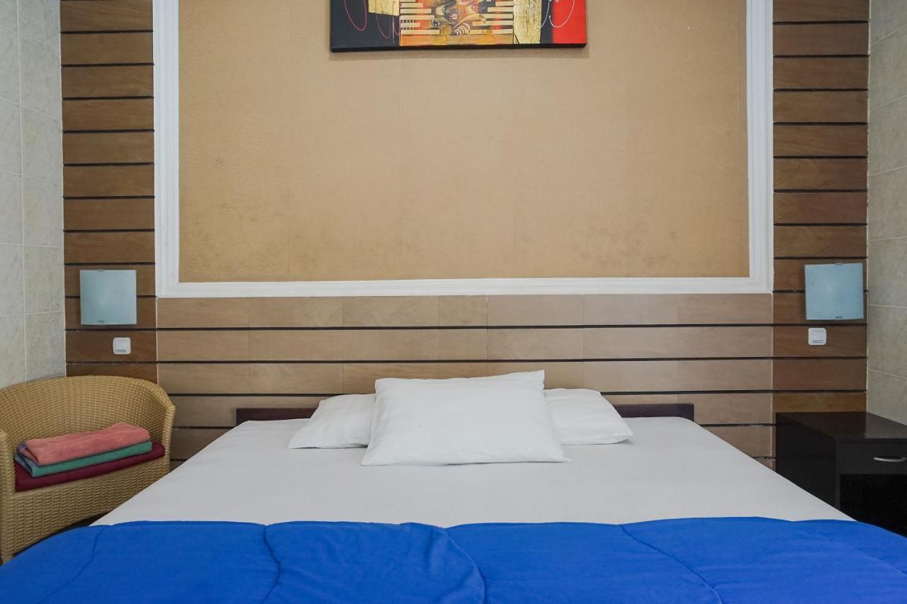 Denays Guesthouse Jimbaran エクステリア 写真