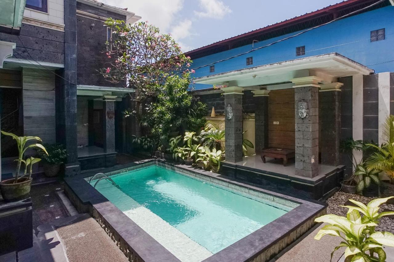 Denays Guesthouse Jimbaran エクステリア 写真
